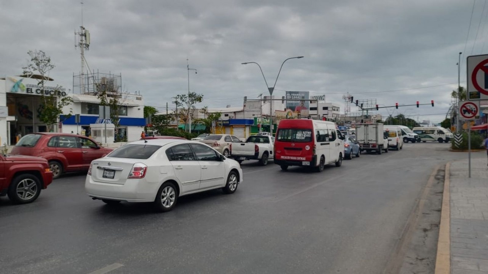 Automóviles, camionetas, camiones y autobuses pagarán mil 299 pesos por las nuevas matrículas, y las motocicletas, 433 Automóviles, camionetas, camiones y autobuses pagarán mil 299 pesos por las nuevas matrículas, y las motocicletas, 433