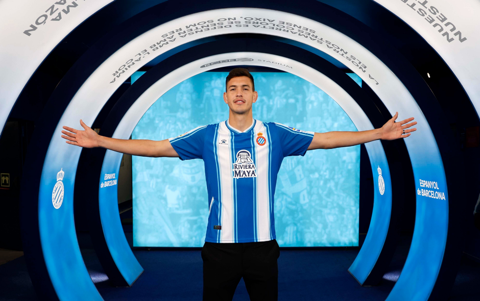 César Montes es nuevo jugador del Almería César Montes es nuevo jugador del Almería