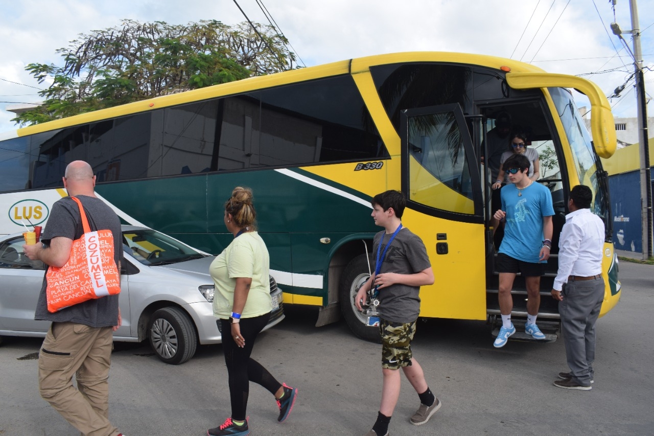 Los pasajeros del autobús iban rumbo al muelle fiscal para abordar un crucero Los pasajeros del autobús iban rumbo al muelle fiscal para abordar un crucero