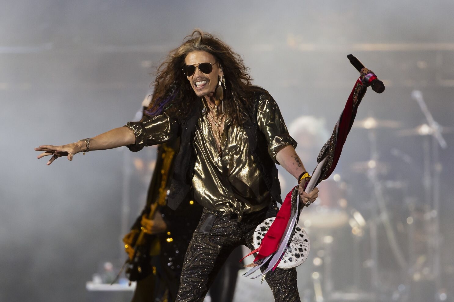 Steven Tyler se encuentra en problemas con la justicia por la violación de una menor Steven Tyler se encuentra en problemas con la justicia por la violación de una menor
