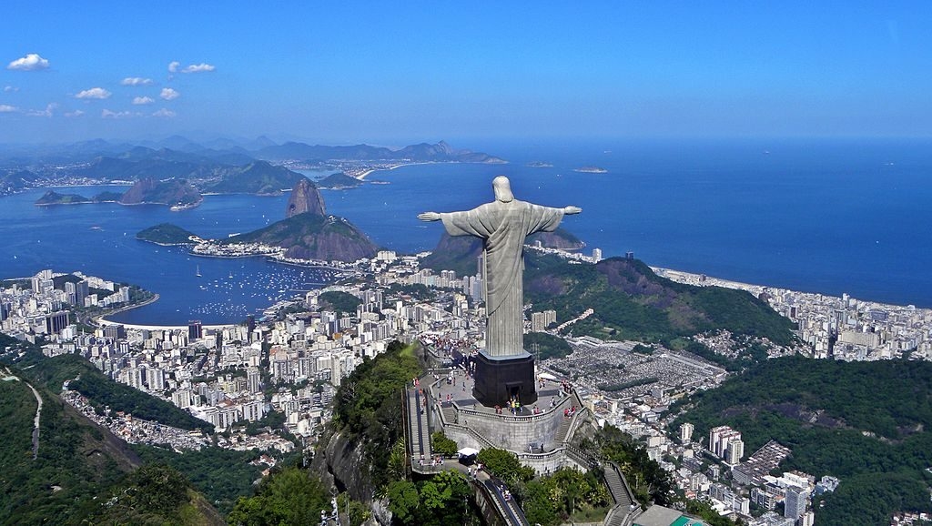 El Cristo Redentor de Brasil honró a Pelé de una forma muy brasileña