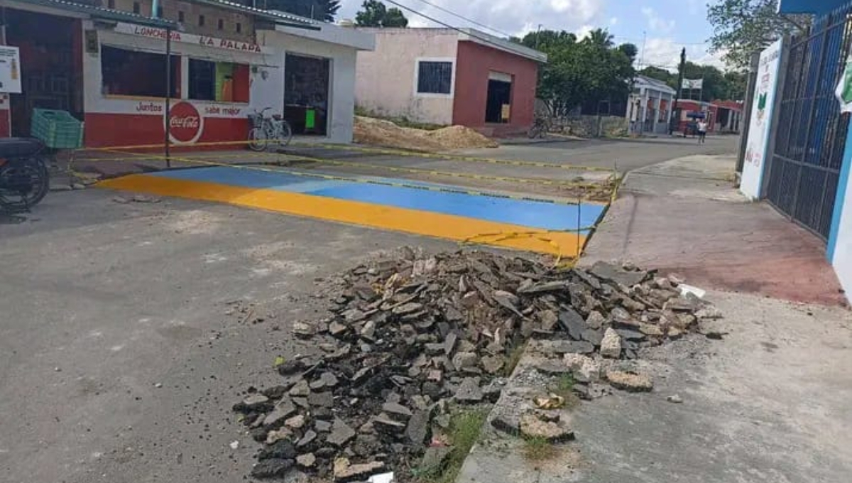 Personas pintaron insultos en obras del Ayuntamiento de Huhí Personas pintaron insultos en obras del Ayuntamiento de Huhí