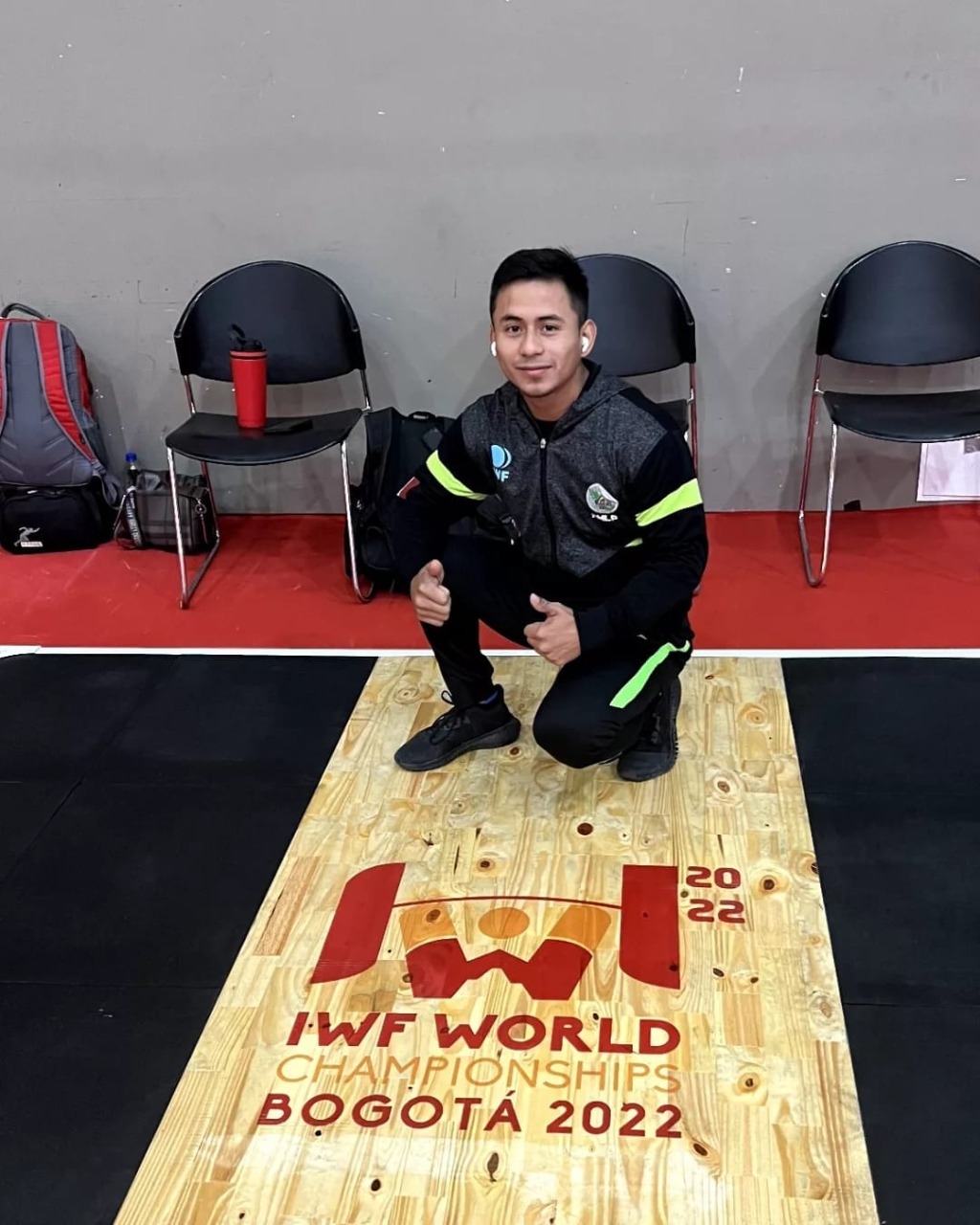 El joven atleta tiene 19 años y participan en la categoría de 55 kilogramos El joven atleta tiene 19 años y participan en la categoría de 55 kilogramos