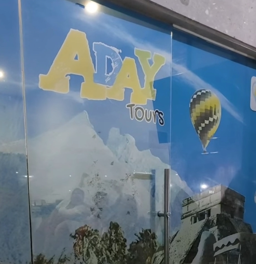 Los propietarios de la agencia de viajes “Aday Tours” cerraron todas sus oficinas y dejaron de contestarles los mensajes a sus clientes Los propietarios de la agencia de viajes “Aday Tours” cerraron todas sus oficinas y dejaron de contestarles los mensajes a sus clientes