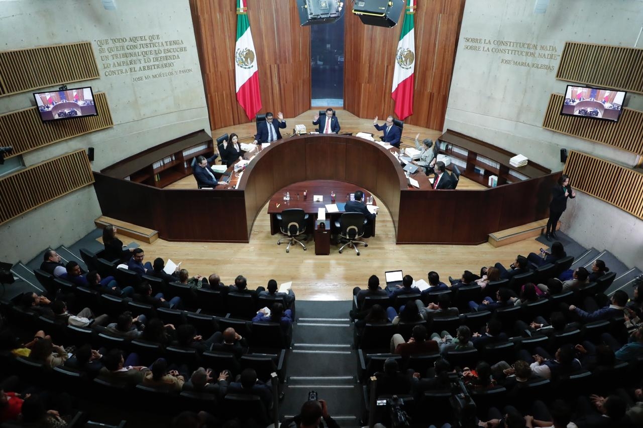 La magistrada Janine Otálora Malassis presentó una propuesta, que fue acompañada por el magistrado presidente Reyes Rodríguez Mondragón