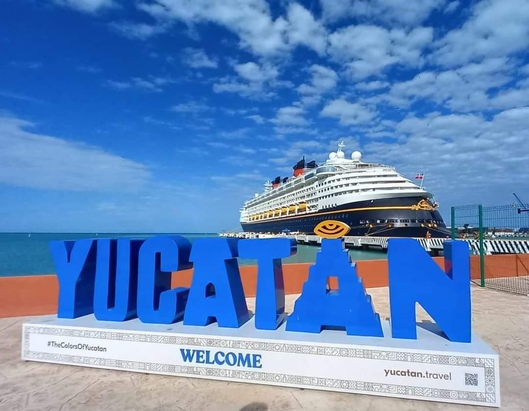 Cozumel encabeza la lista con más cruceros y turistas que arribaron a la isla