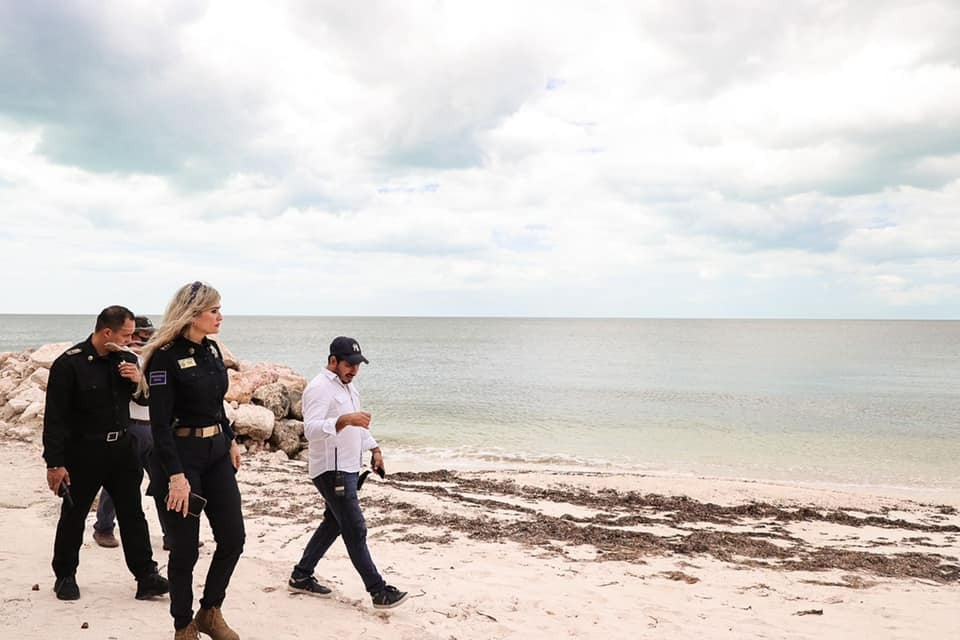 La Secretaría de Turismo quién anuncio la apertura de las playas públicas de Campeche La Secretaría de Turismo quién anuncio la apertura de las playas públicas de Campeche