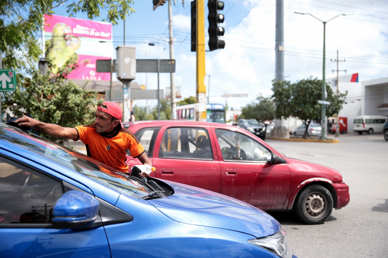 Más del 47 por ciento de las personas en Quintana Roo, labora en la informalidad, indicó el Inegi Más del 47 por ciento de las personas en Quintana Roo, labora en la informalidad, indicó el Inegi