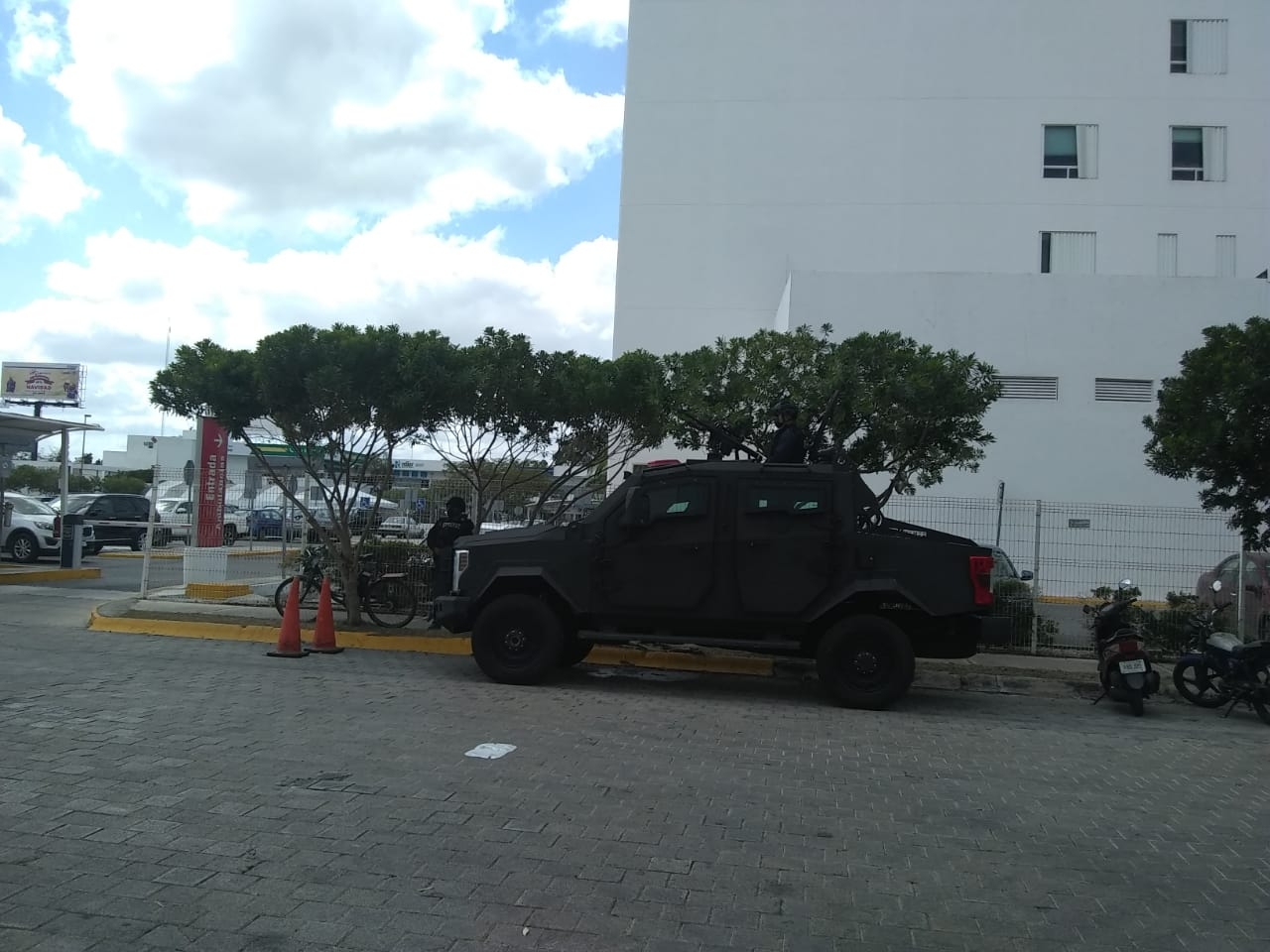 El hombre fue trasladado al hospital de Altabrisa