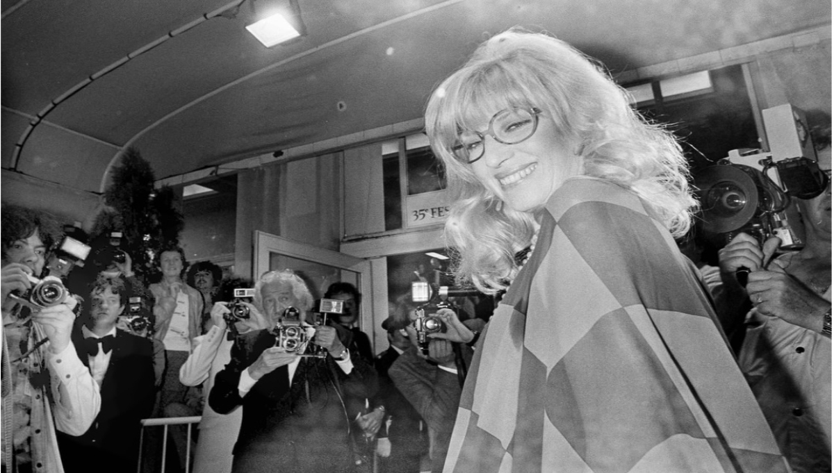 Monica Vitti, conocida por papeles cómicos y musa de directores como Mario Monicelli y Michelangelo Antonioni, falleció a los 90 años de edad en Roma