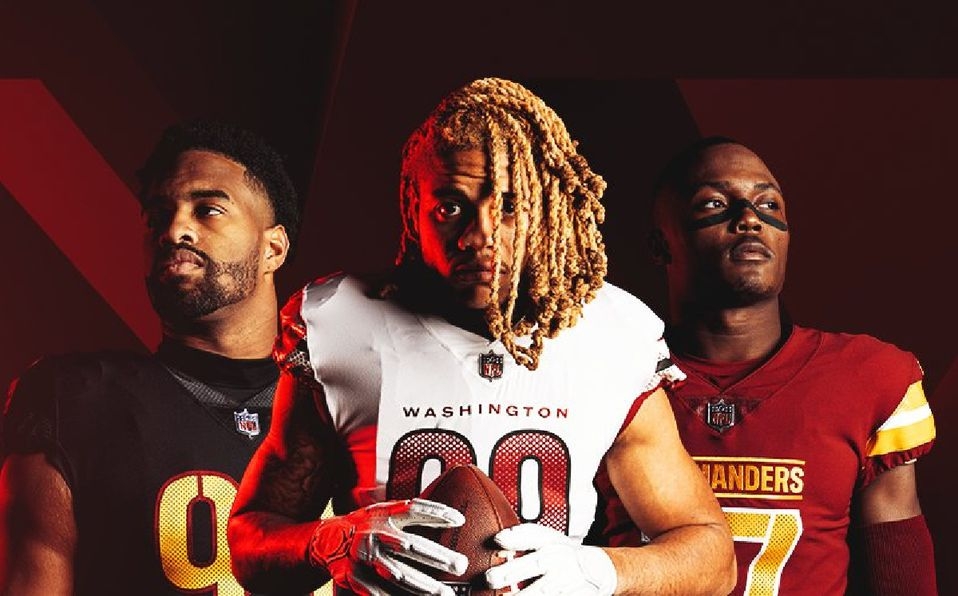 El equipo de futbol americano de Washington ahora se llamará "Commanders" El equipo de futbol americano de Washington ahora se llamará "Commanders"