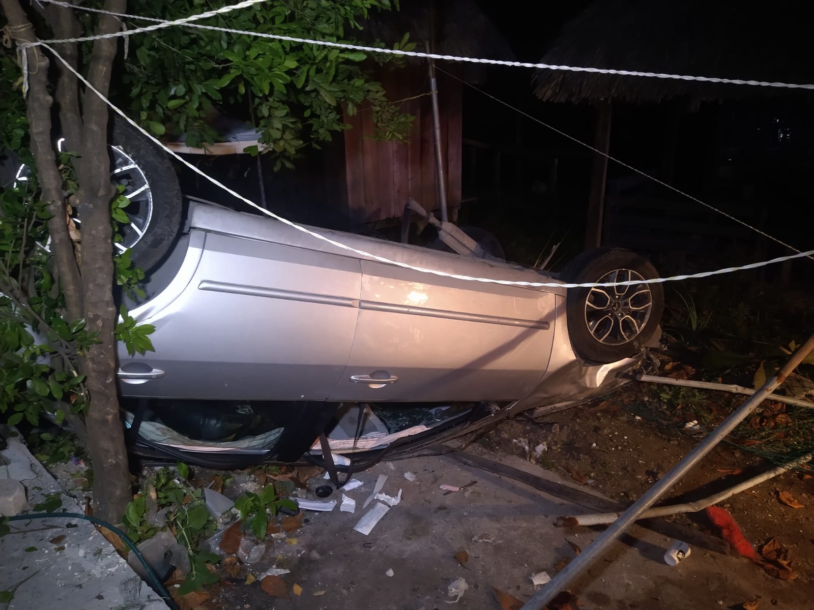 El responsable como pudo descendió de la unidad y escapó a bordo de un taxi