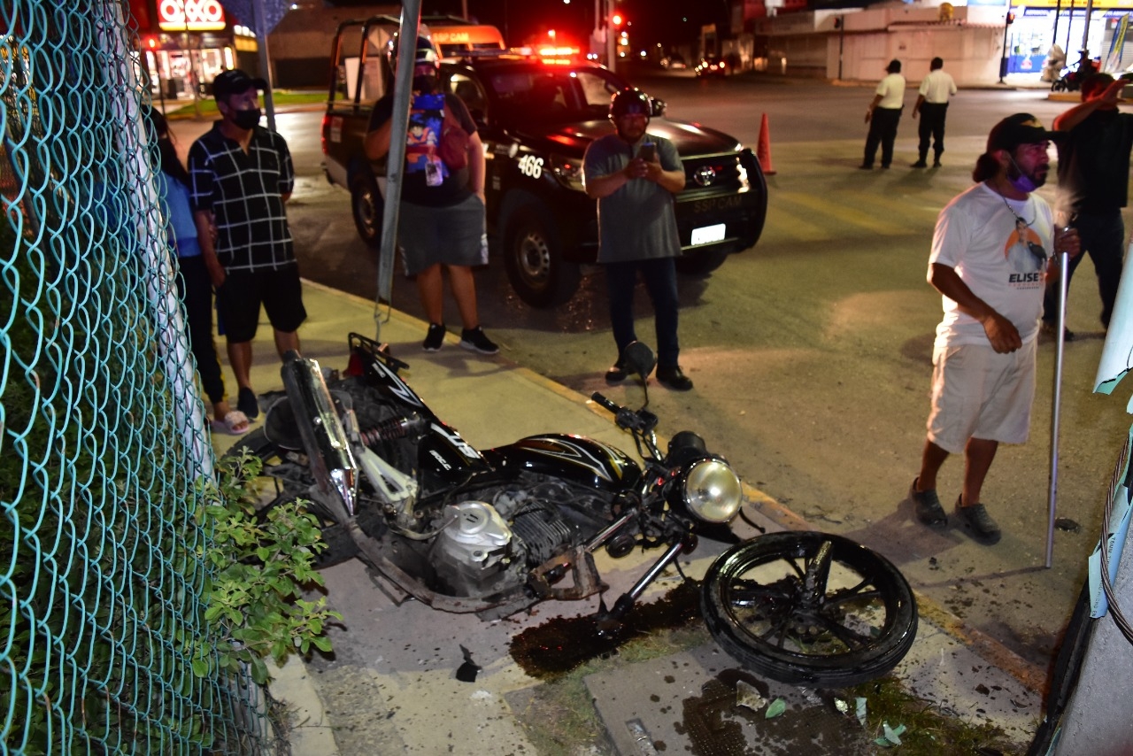 L aunida dquedó destrozada L aunida dquedó destrozada