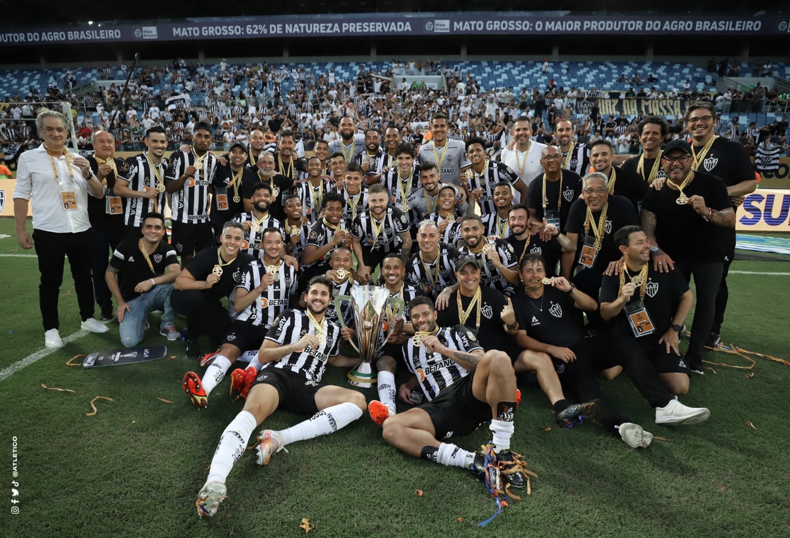 El Atlético Mineiro, equipo que dirige Antonio Mohamed, se proclamó este domingo campeón de la Supercopa de Brasil . Foto: Foto @Atletico El Atlético Mineiro, equipo que dirige Antonio Mohamed, se proclamó este domingo campeón de la Supercopa de Brasil . Foto: Foto @Atletico