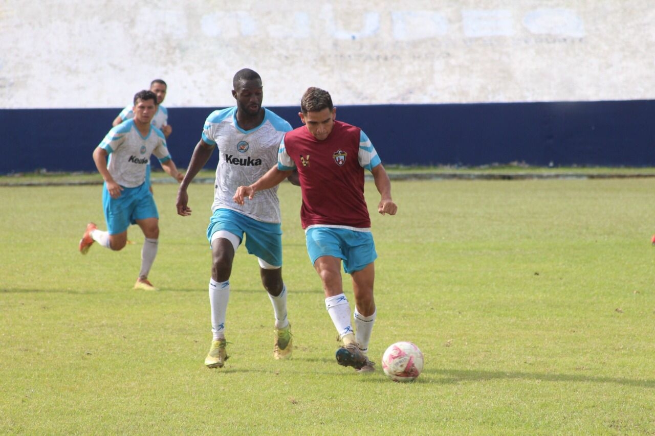 Yalmakan FC se prepara para jugar contra Escorpiones Futbol Club en la capital de Quintana Roo Yalmakan FC se prepara para jugar contra Escorpiones Futbol Club en la capital de Quintana Roo