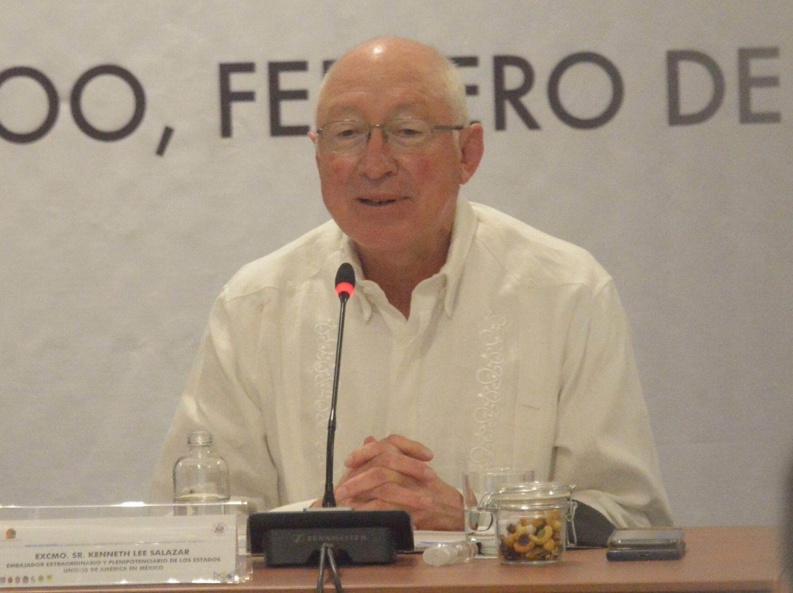 Salazar también detalló que el presidente de México siempre se ha preocupado por el desarrollo del sureste