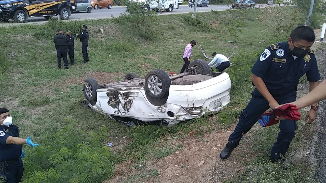 El accidente se registró a la altura del kilómetro 7 del Periférico de Mérida El accidente se registró a la altura del kilómetro 7 del Periférico de Mérida