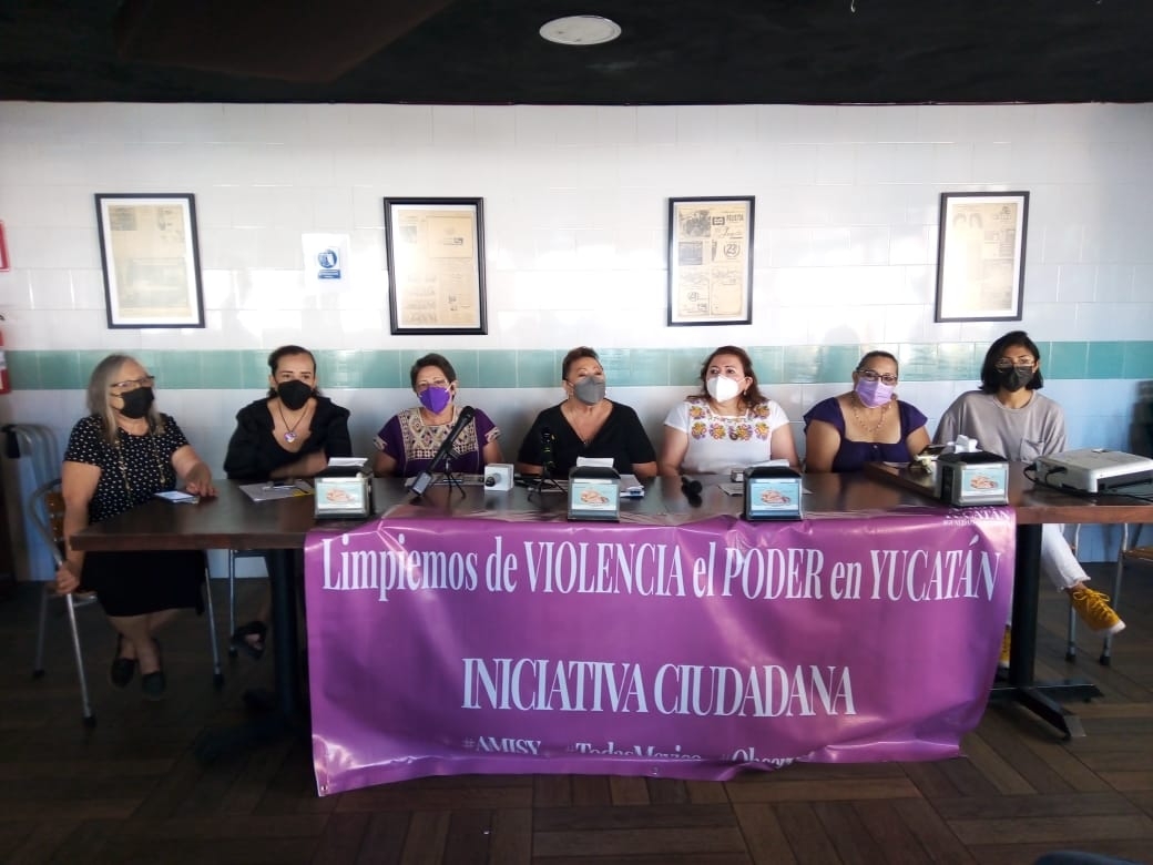 Las integrantes de Amisy indicaron que es importante tener funcionarios honestos en el poder Las integrantes de Amisy indicaron que es importante tener funcionarios honestos en el poder