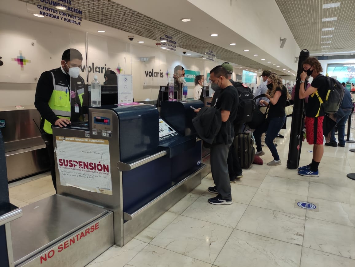 Los vuelos que  despegaron son el 821 y 823 de Aeroméxico hacia la Ciudad de México, el primero a las 06:00 y el otro a las 07:35.