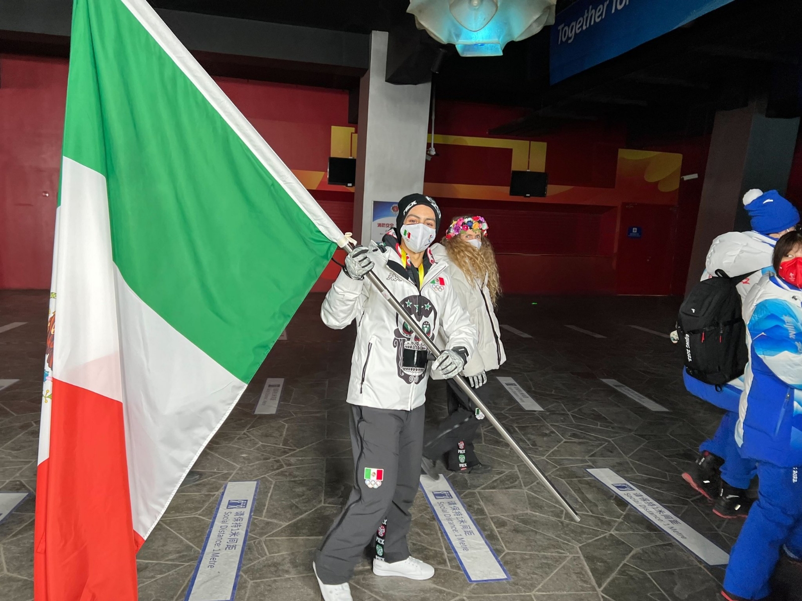 Donovan Carrillo y Sarah Schleper, encabezan delegación de México en Ceremonia Inaugural de Beijing 2022