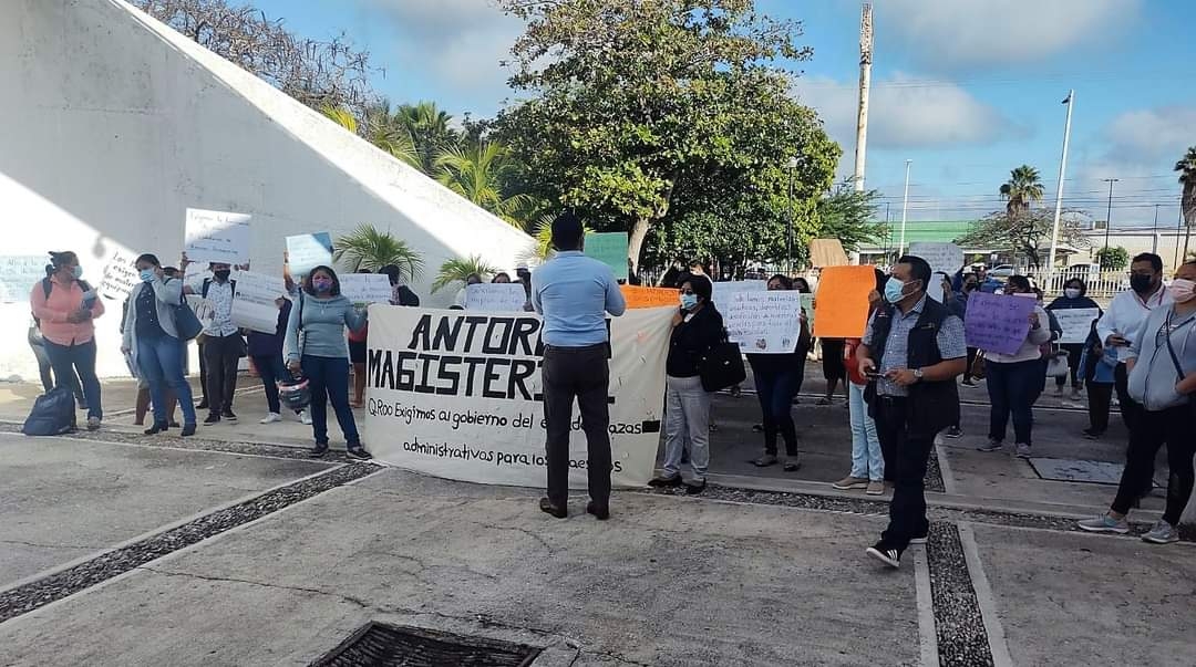 Antorchistas de Chetumal se manifiestan por el nulo apoyo en educación
