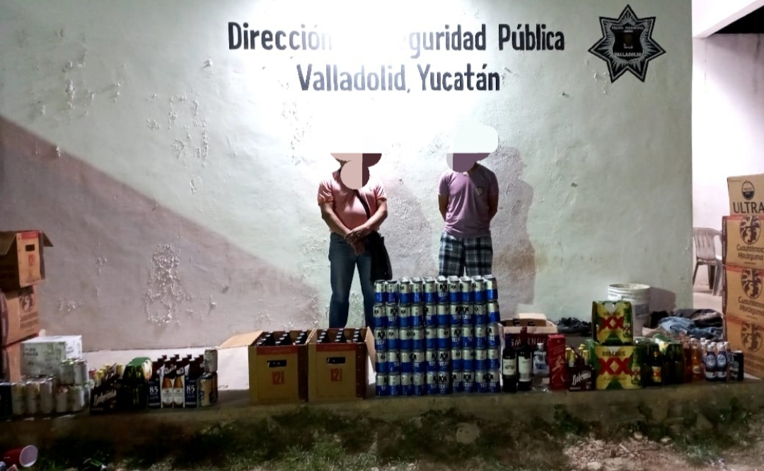 El expendio de nombre "La Lata" fue clausurado por personas del Ayuntamiento municipal