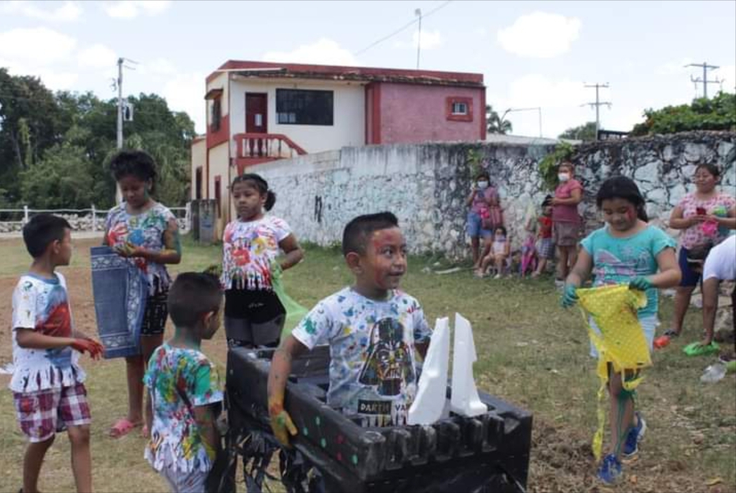 Familias de Tenabo celebraron el martes de carnaval Familias de Tenabo celebraron el martes de carnaval