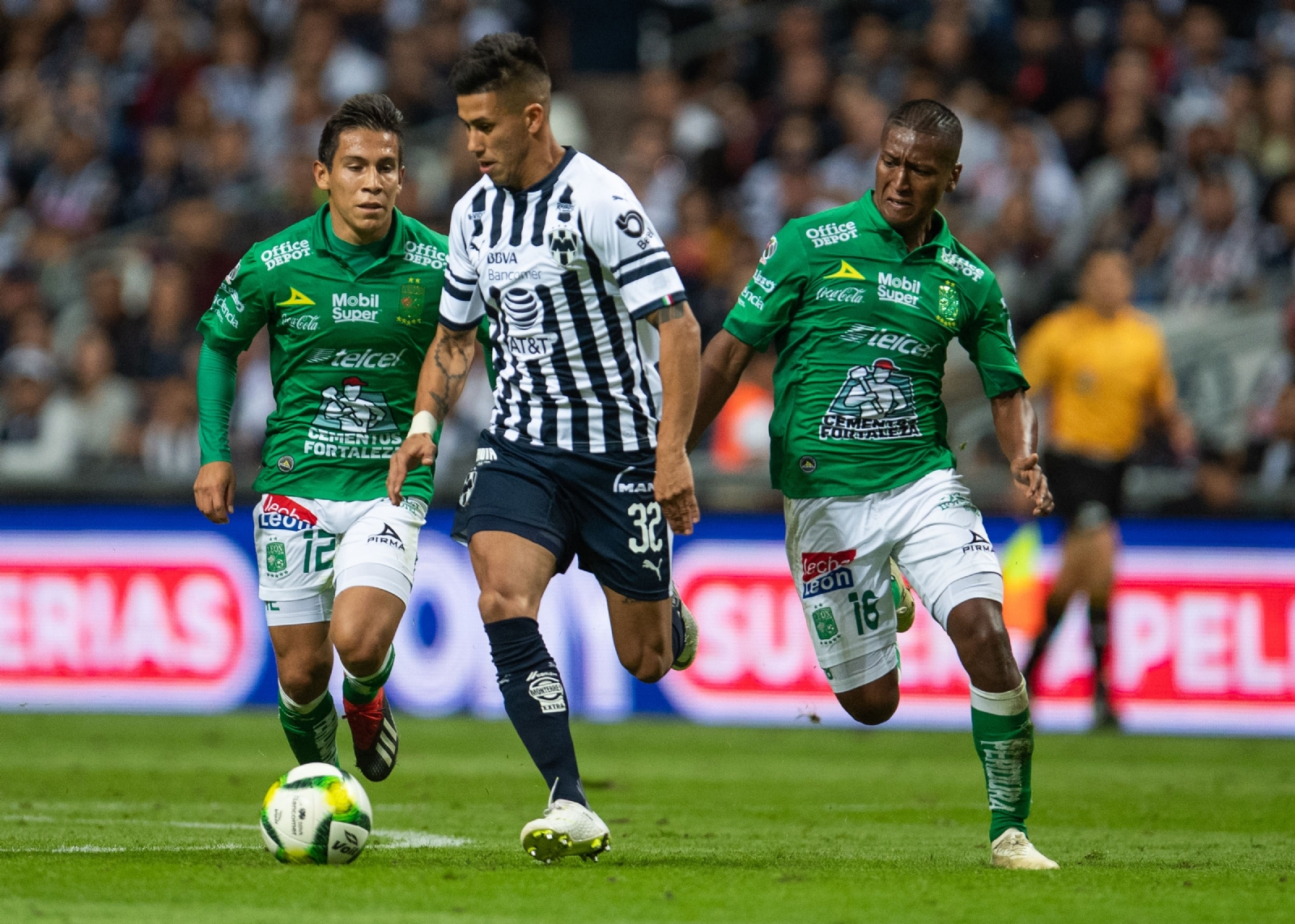 León llega como favorito para llevarse los tres puntos en su casa León llega como favorito para llevarse los tres puntos en su casa