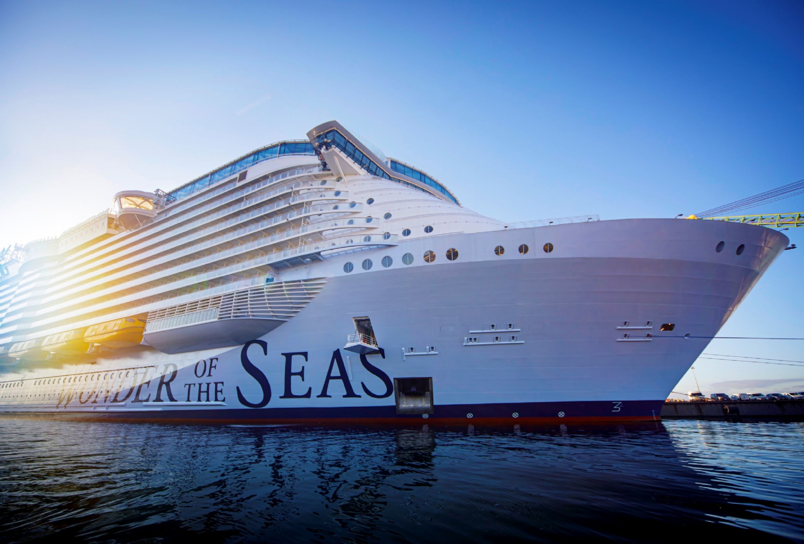 El crucero 'Wonder of the Seas' permanecerá seis horas en Mahahual, por lo que prevén una derrama económica positiva El crucero 'Wonder of the Seas' permanecerá seis horas en Mahahual, por lo que prevén una derrama económica positiva
