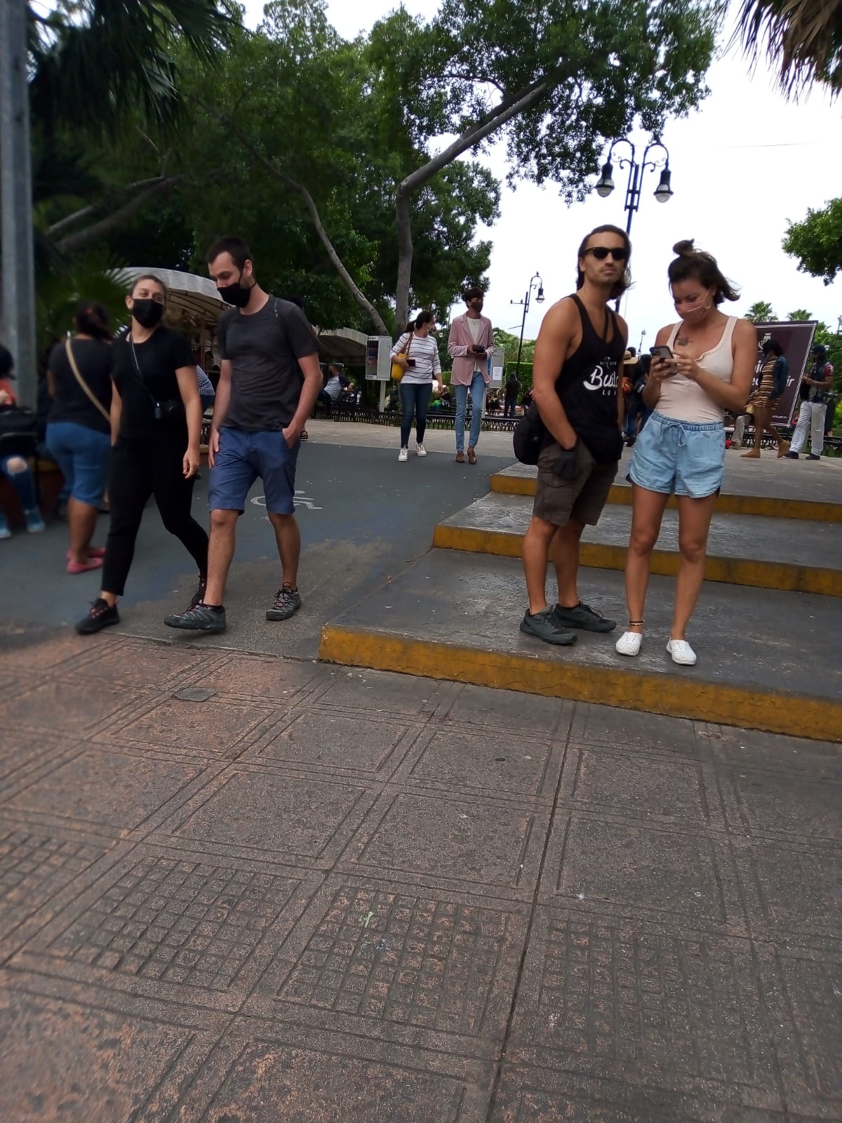 Los visitantes europeos en el Centro de Mérida son los que no quieren utilizar las mascarillas, afirman