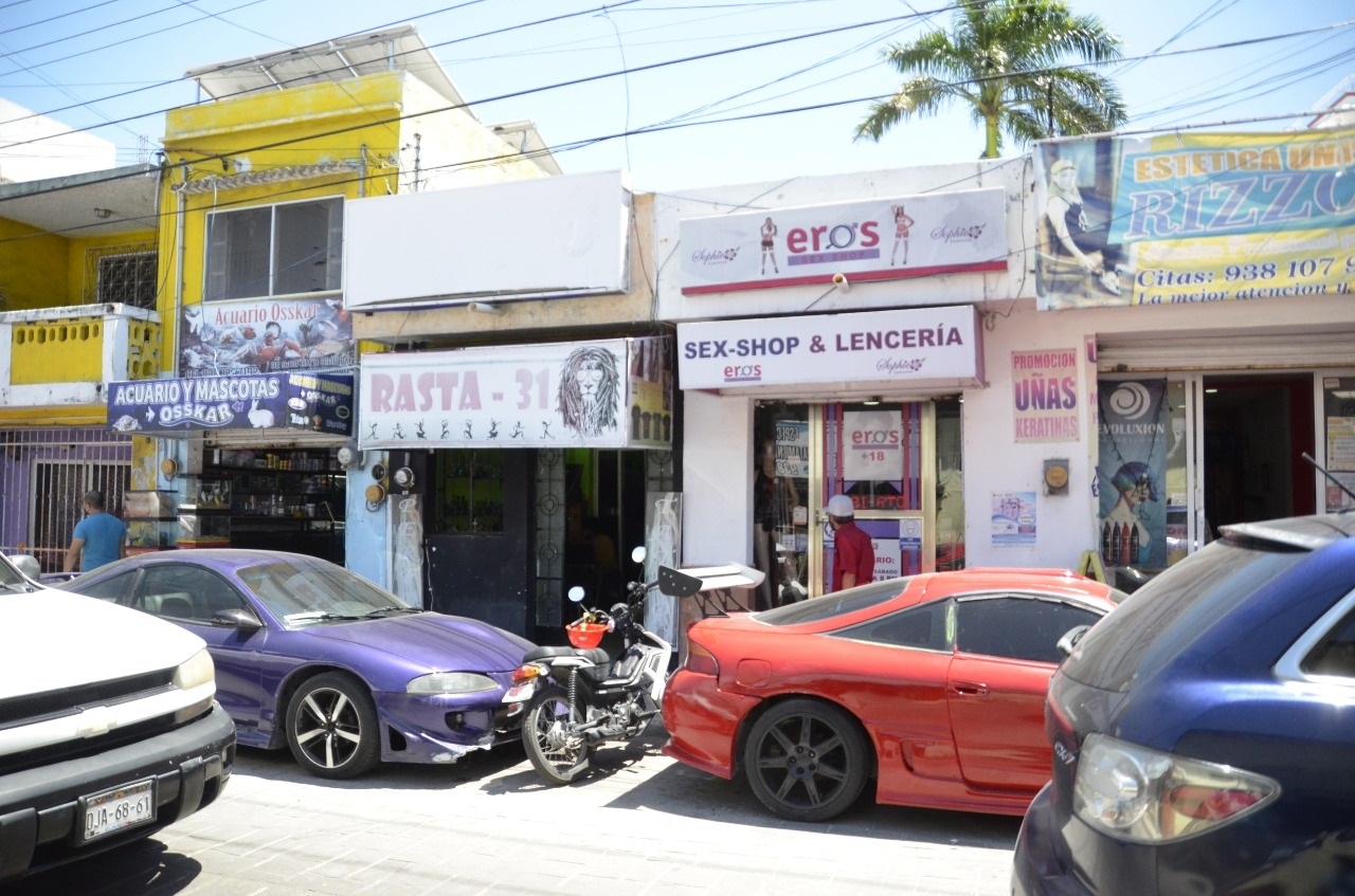 El sector de personas de negocios de Ciudad del Carmen muestra que hay posturas encontradas con una fracción integrada en la agrupación
