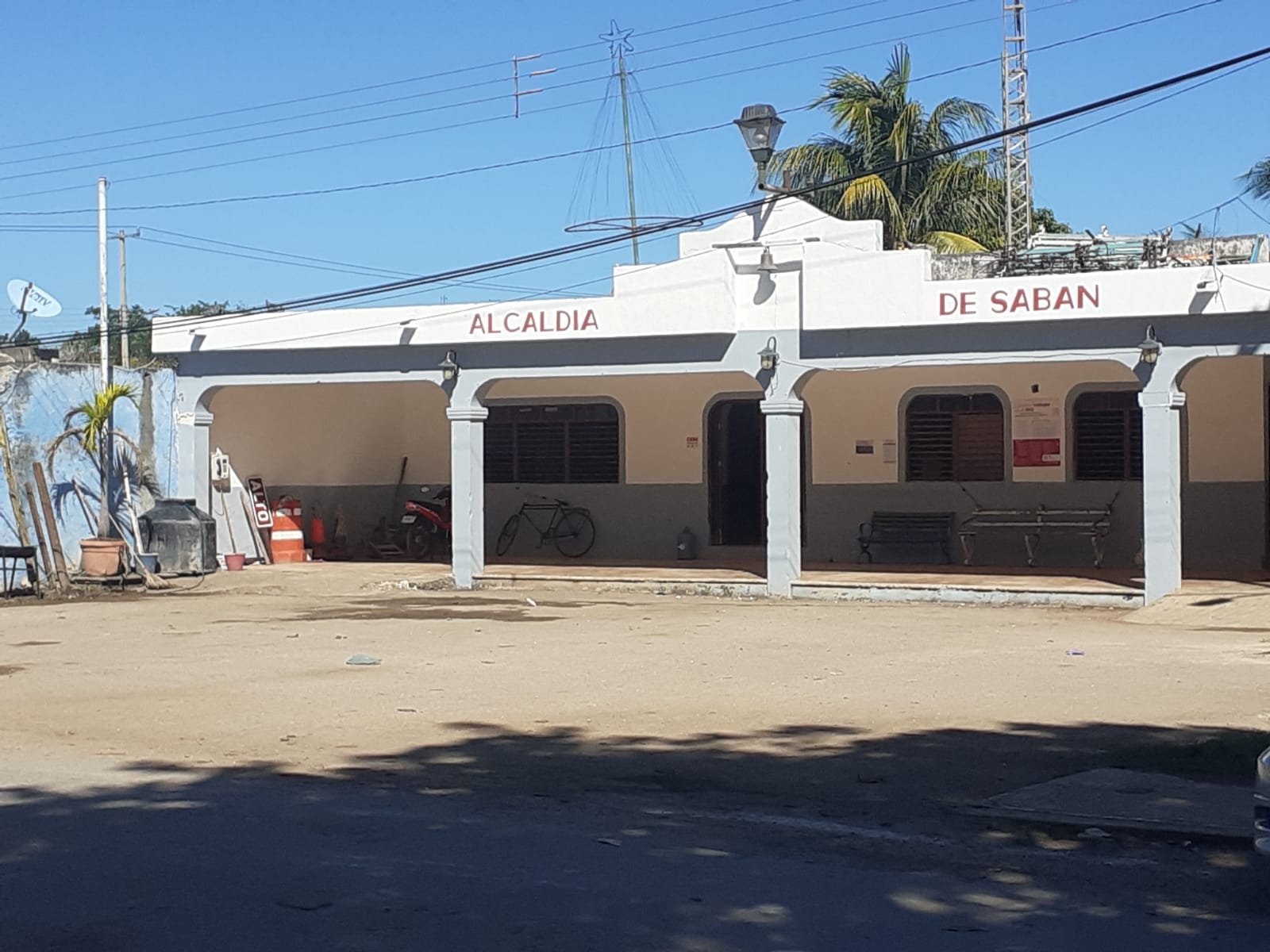 Las autoridades municipales decidieron retirarse del lugar Las autoridades municipales decidieron retirarse del lugar