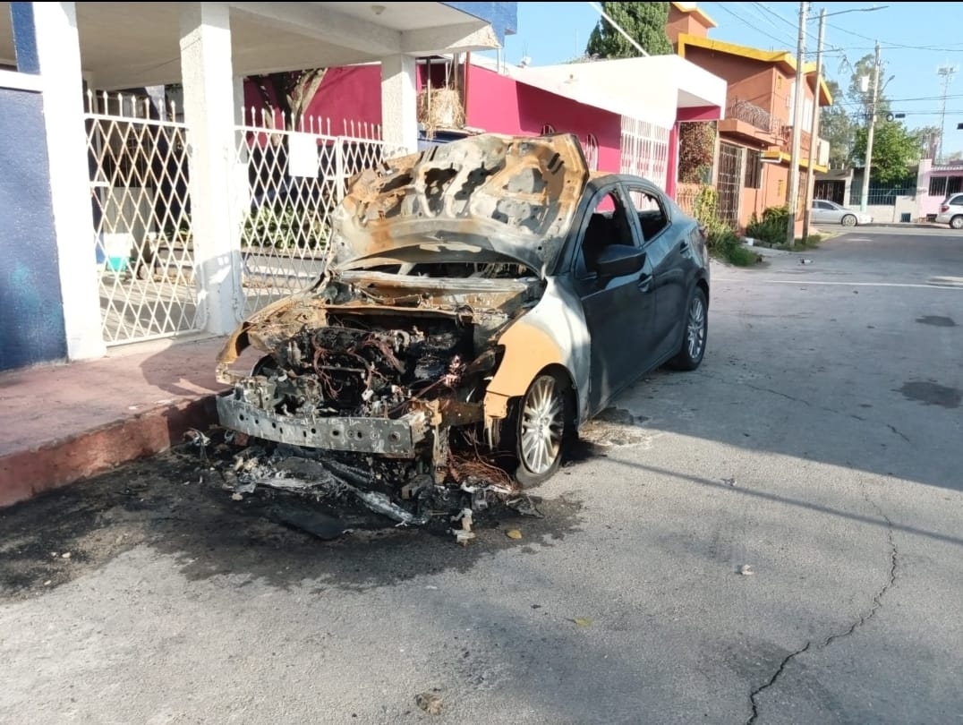 La unidad quedó consumida de la parte del frente La unidad quedó consumida de la parte del frente