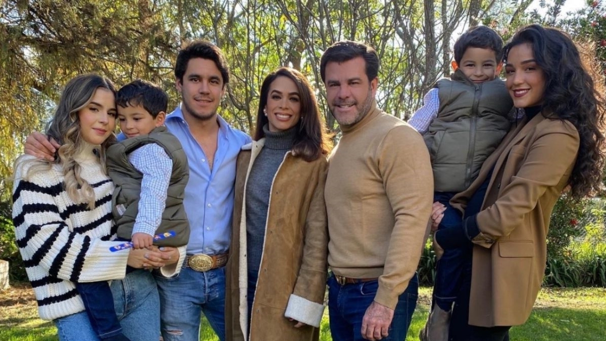 Eduardo Capetillo y Biby Gaytán llevan casados ya varios años Eduardo Capetillo y Biby Gaytán llevan casados ya varios años