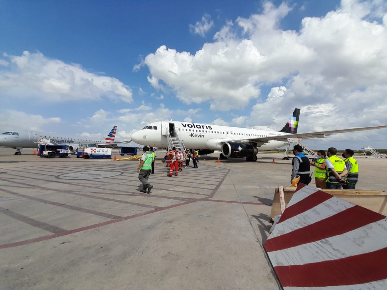 El hombre tuvo que ser atendido por personal del aeropuerto