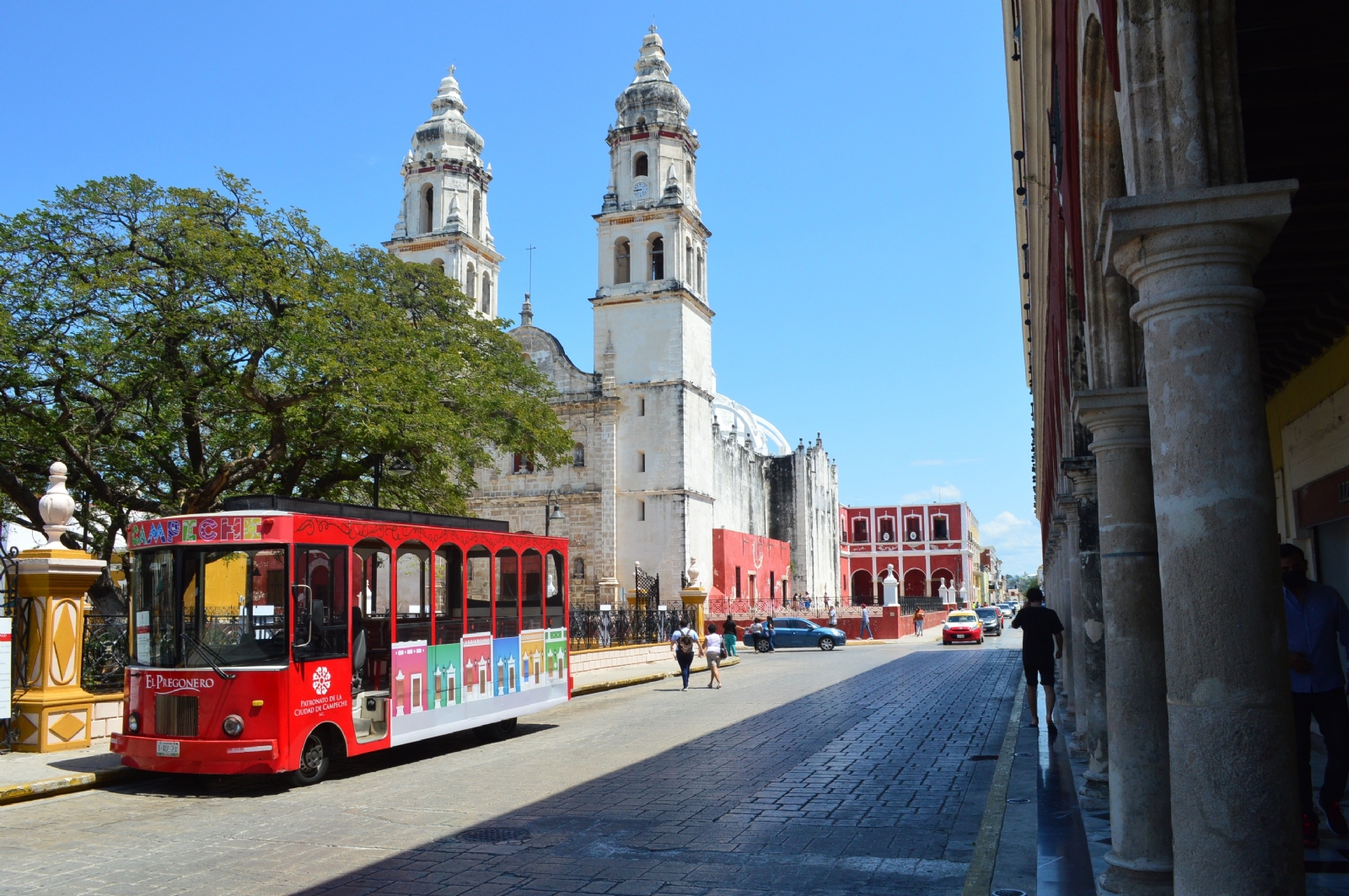 Por más que se trate de impulsar a Campeche, es difícil por falta de estrategias