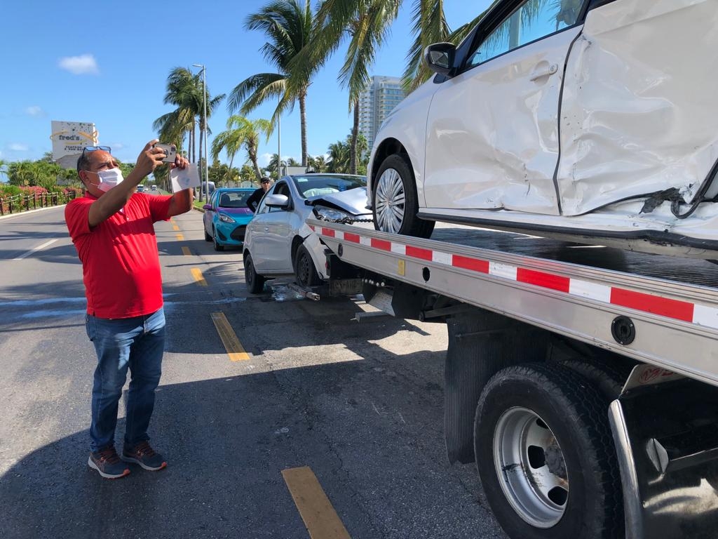 Los automóviles fueron remitidos por autoridades de tránsito Los automóviles fueron remitidos por autoridades de tránsito