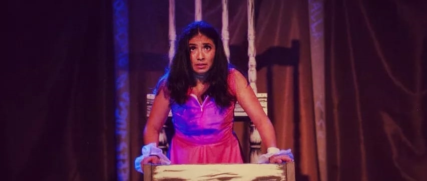 Esta es la primera dramaturgia unipersonal de Gina Martínez Ortega