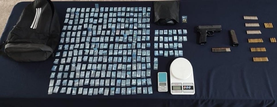 Los detenidos y lo asegurado quedaron a disposición de la autoridad correspondiente