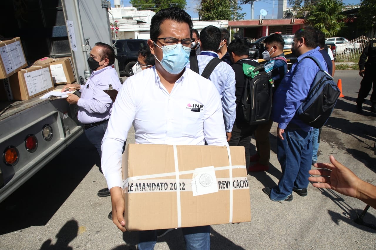 Las papeletas fueron recibidas por el INE
