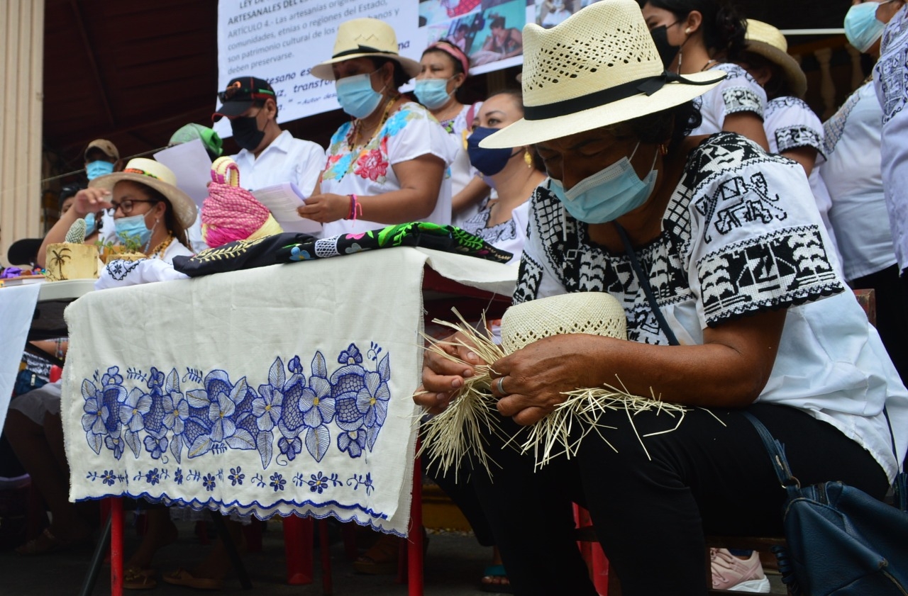 Las mujeres pidieron apoyo a su sector al gobierno de Layda Sansores Las mujeres pidieron apoyo a su sector al gobierno de Layda Sansores