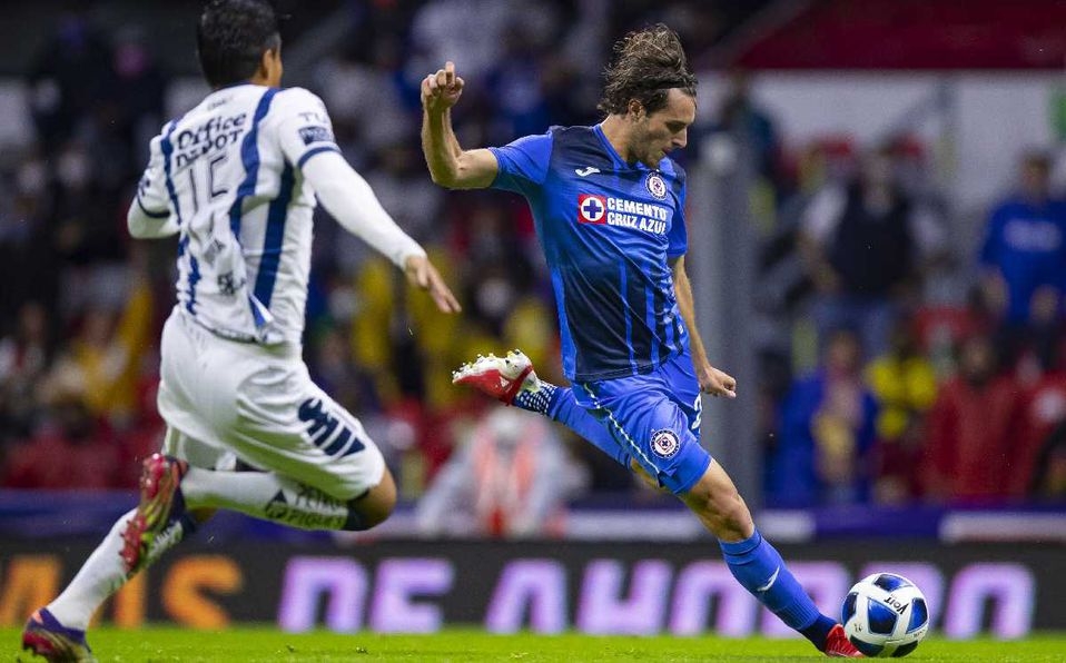 Los Tuzos del Pachuca reciben en casa al Cruz Azul que llega motivado de pasar a las Semifinales de la Concachampions