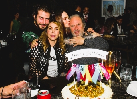 Belinda siempre se ha mostrado muy cariñosa con su papá. Foto: Especial