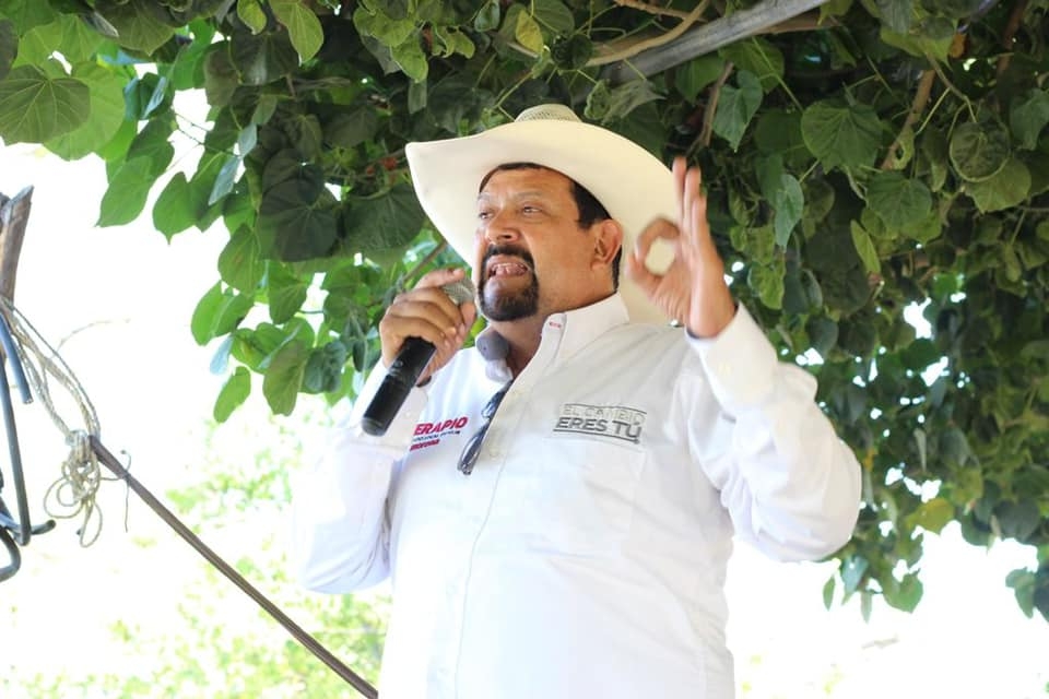 Serapio Vargas quiere dedicar un espacio para las personas nudistas Serapio Vargas quiere dedicar un espacio para las personas nudistas