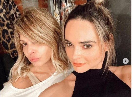 Itatí le dio consejos a Fabi Guajardo para hacer un mejor personaje de Soraya Montenegro. Foto: Instagram @itatic_oficial
