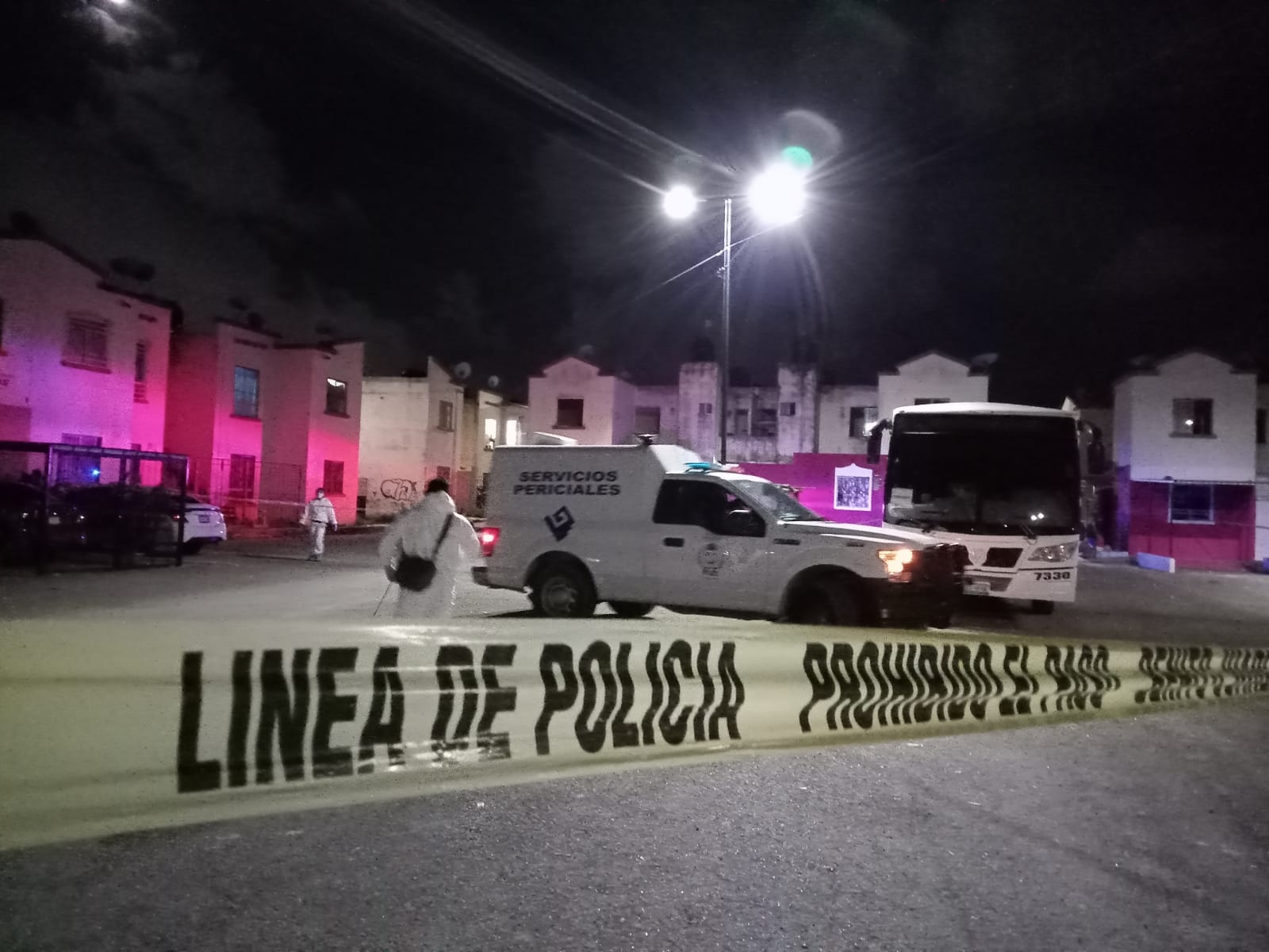 Asesinan a un menor de edad y hieren a otro en Villas Otoch Paraíso de Cancún