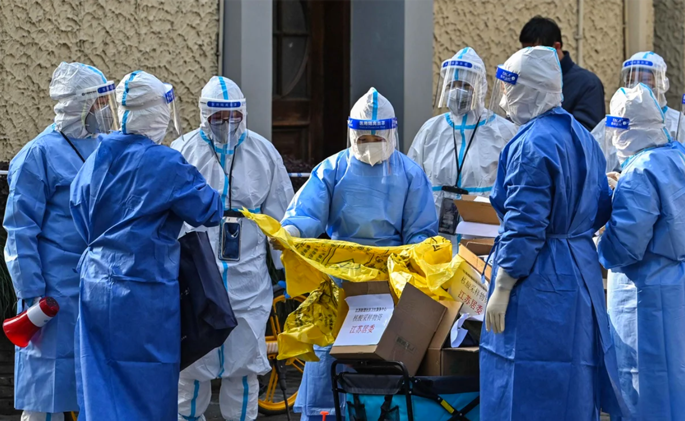Desde el principio de la pandemia se han contabilizado al menos 470 millones de casos de COVID, con más de seis millones de muertes.