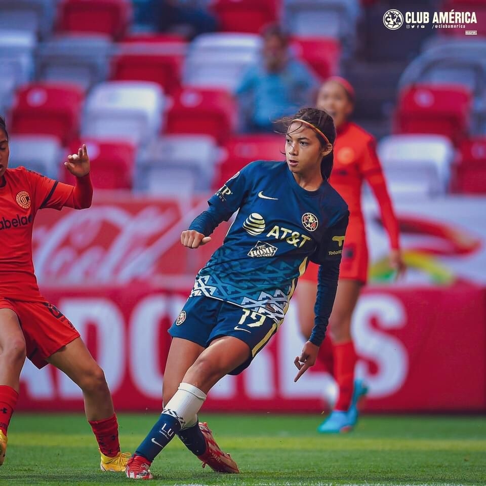 La juvenil Montserrat Saldivar regresó al cuadro titular en la victoria de las Águilas del América