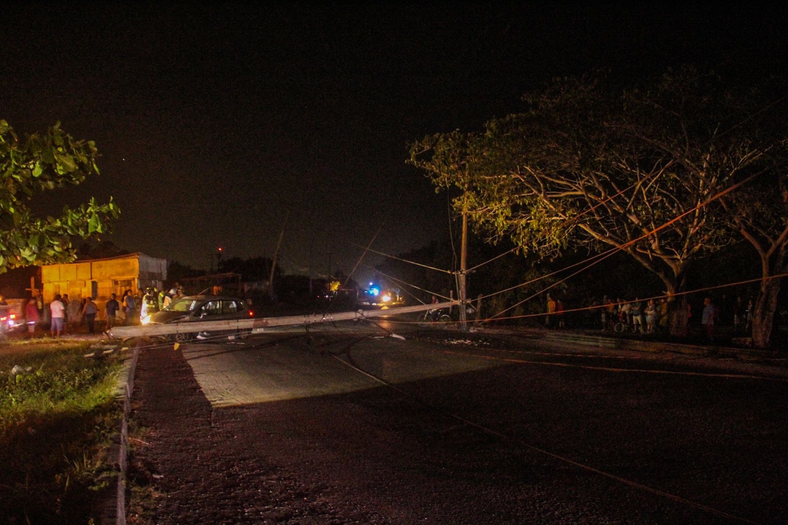 Intentan linchar a hombre que dejó sin luz varias calles en Cancún