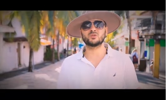 El creador mencionó que con apoyo de César y sus Cubanísimos, consiguió que ellos crearon la música